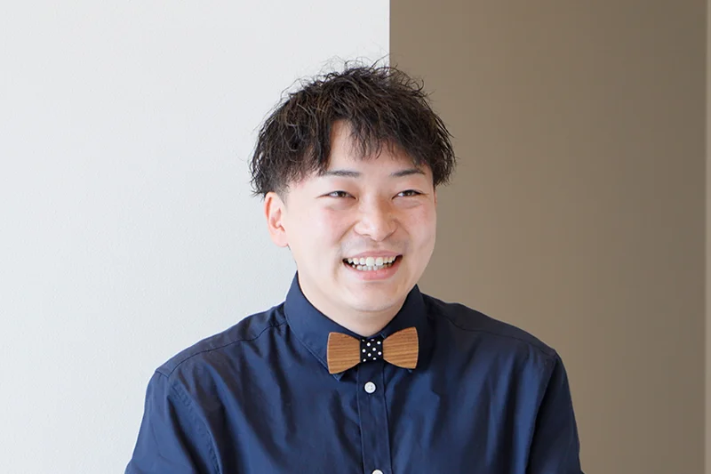 山田　英典