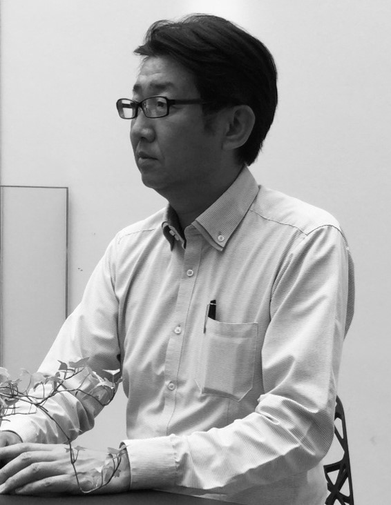 谷野　光一